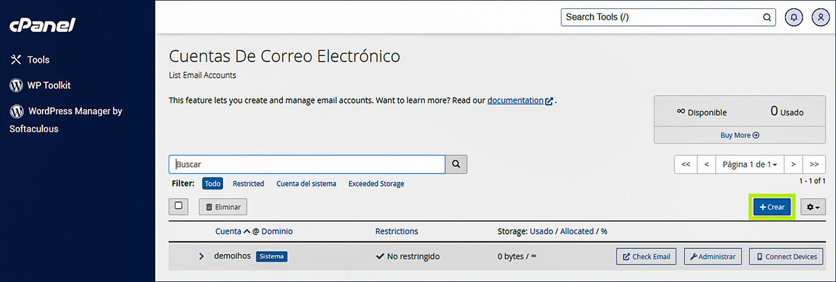 Pantalla 'Cuentas de correo electrónico' con el botón +Crear destacado en la esquina superior derecha